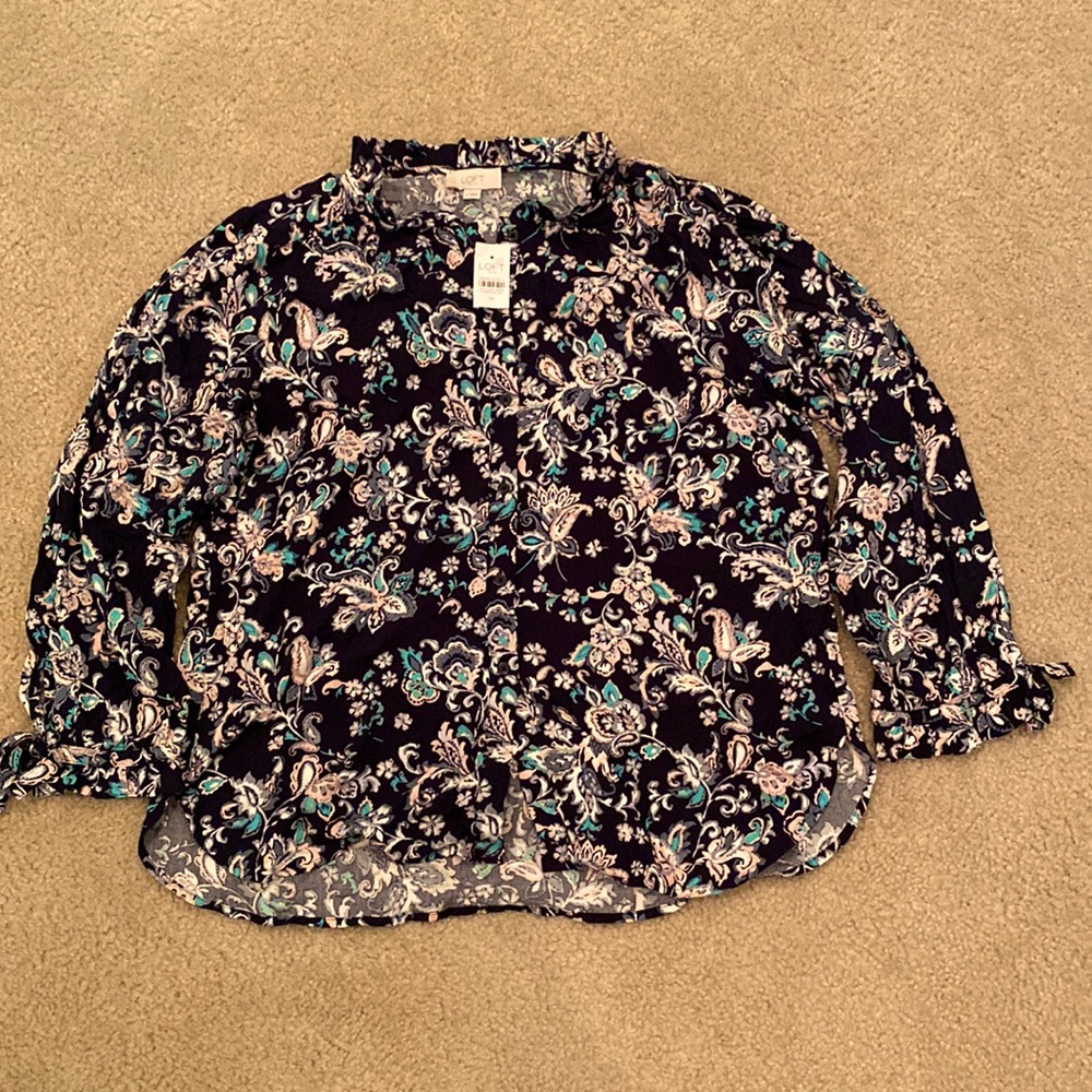 NWT-Loft blouse-size medium